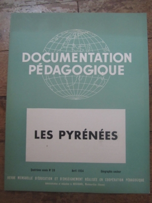 LA DOCUMENTATION PEDAGOGIQUE / PARIS L'AIR D'UNE CAPITALE / PHOTOS 1955